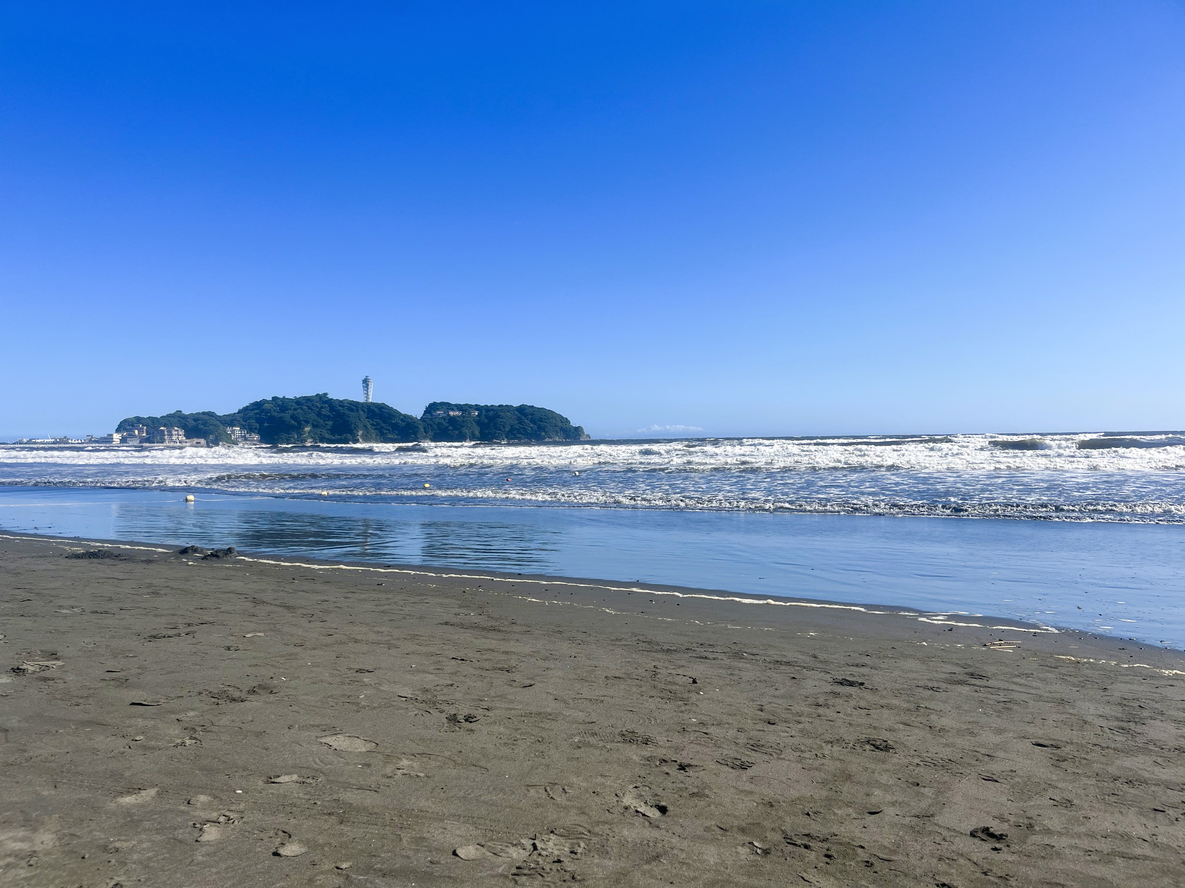 海まで徒歩約11分 約880m