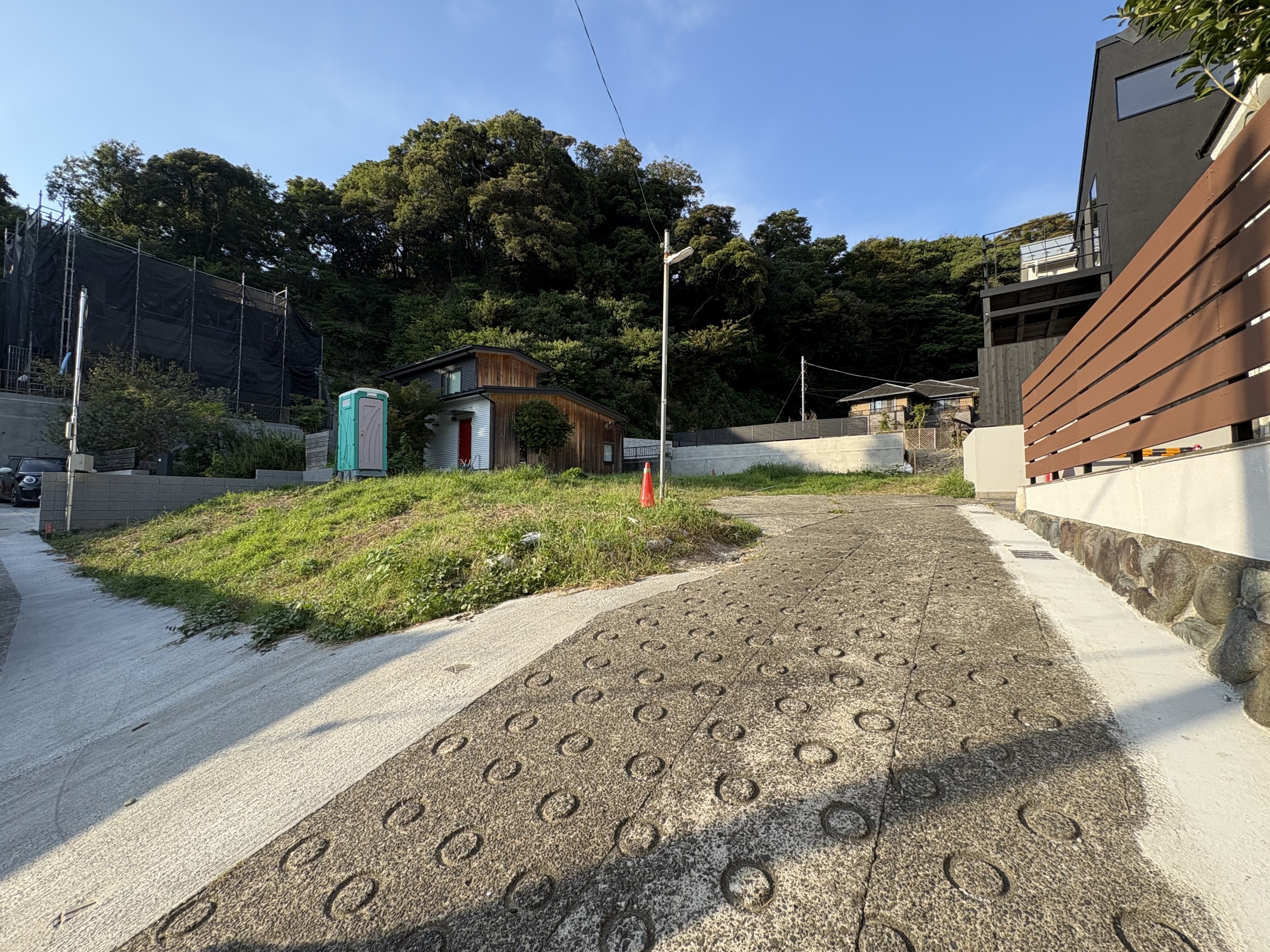 前面道路と敷地
