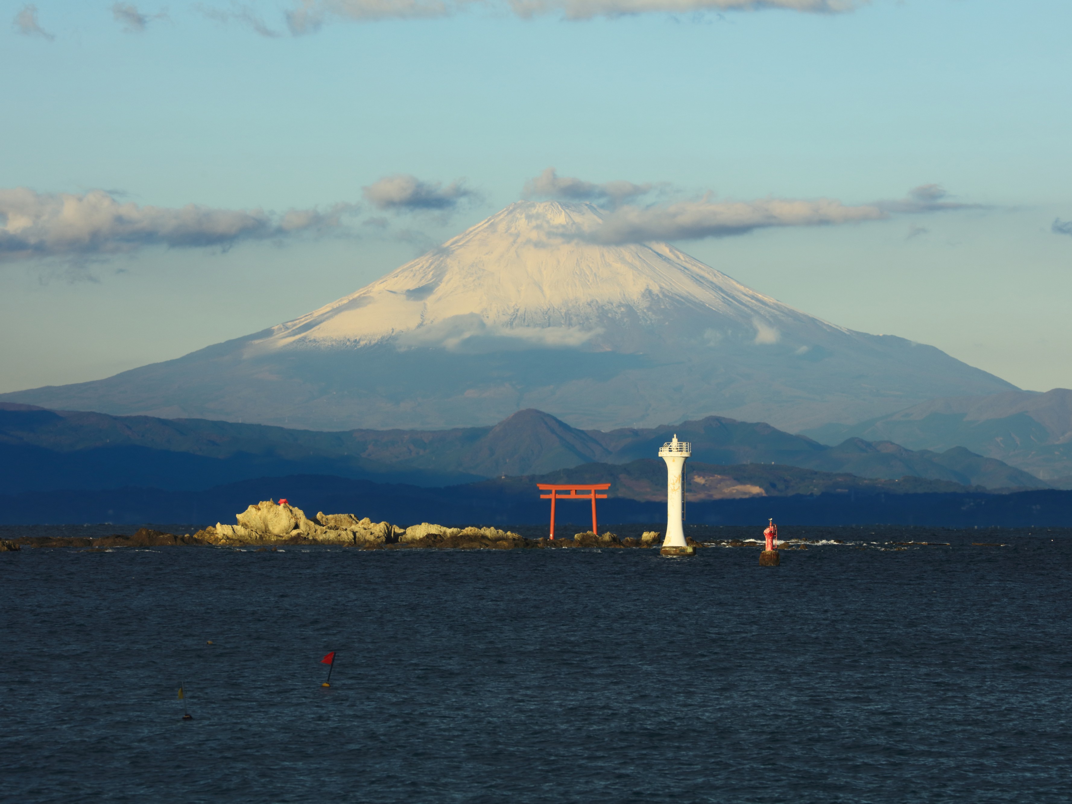 森戸海岸まで1300m