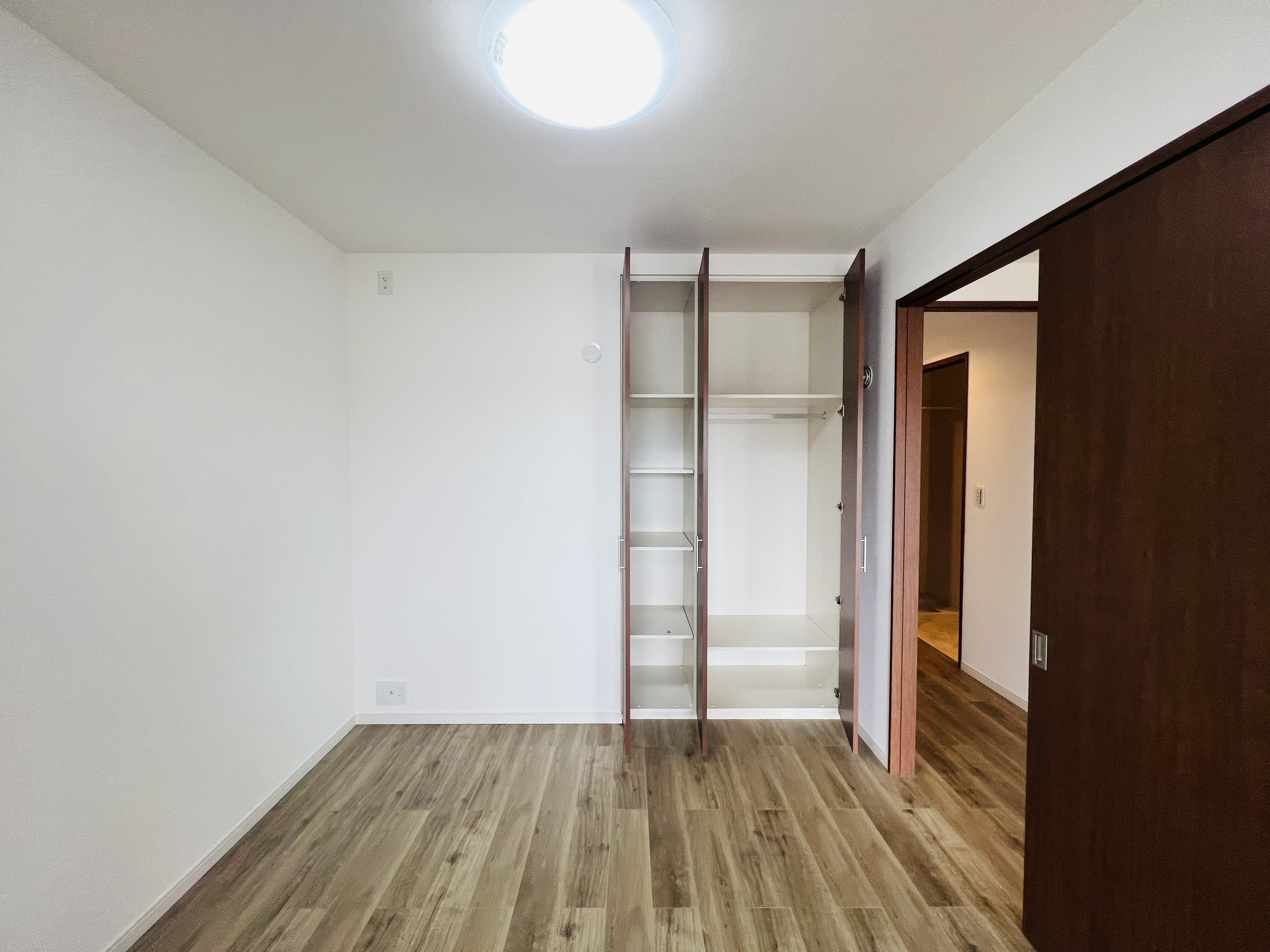 各部屋収納付き