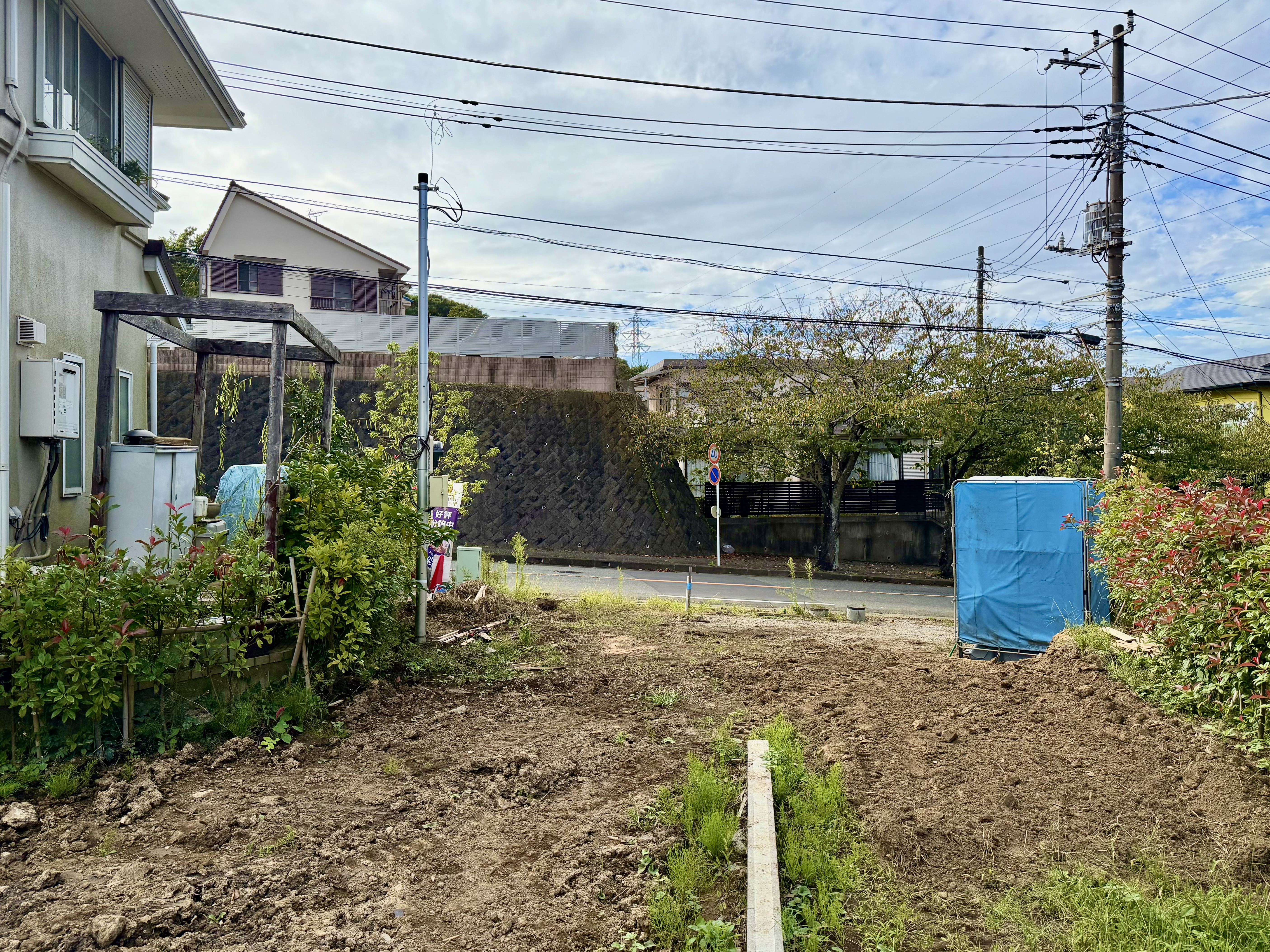 道路面に向かって